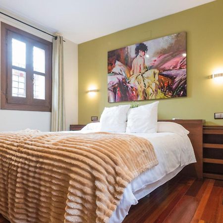 Apartamentos Las Teresitas Junto A La Catedral Toledo Luaran gambar