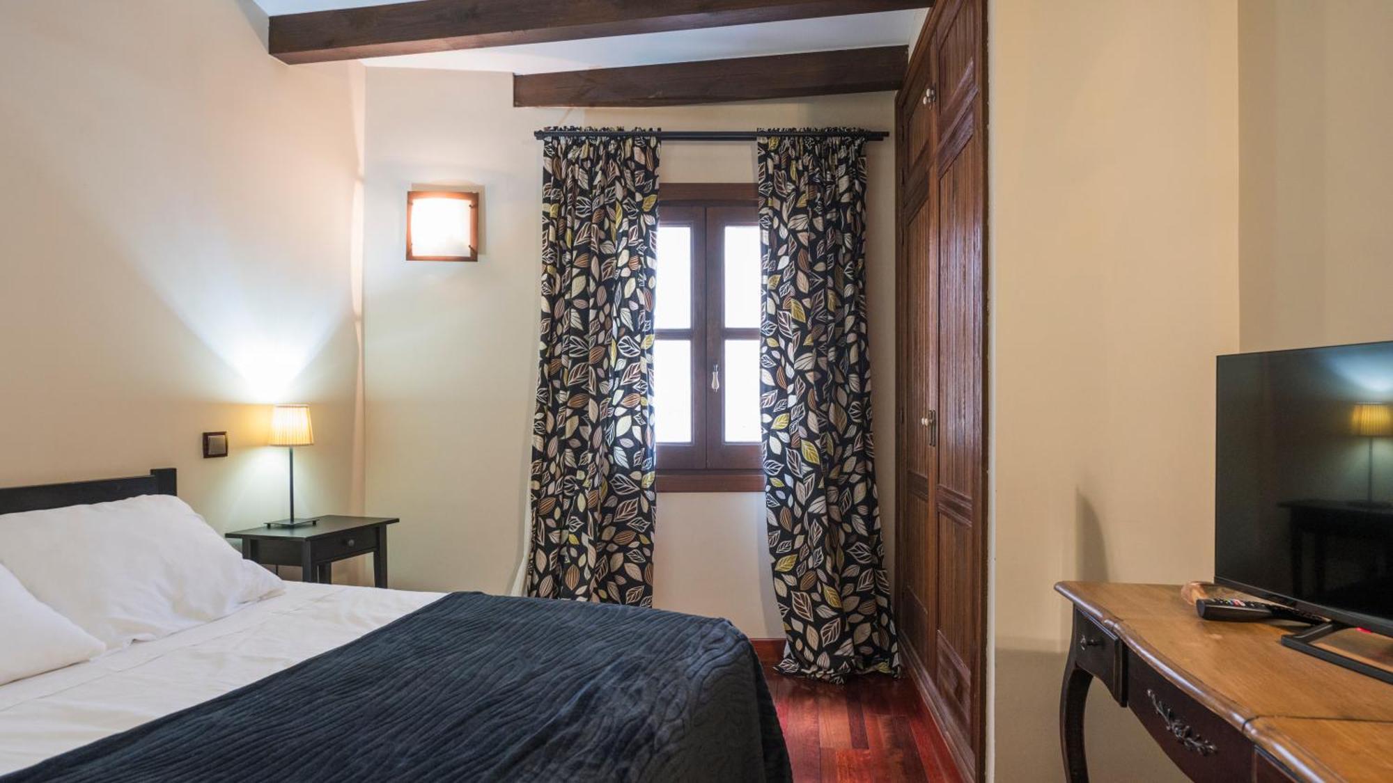 Apartamentos Las Teresitas Junto A La Catedral Toledo Bilik gambar