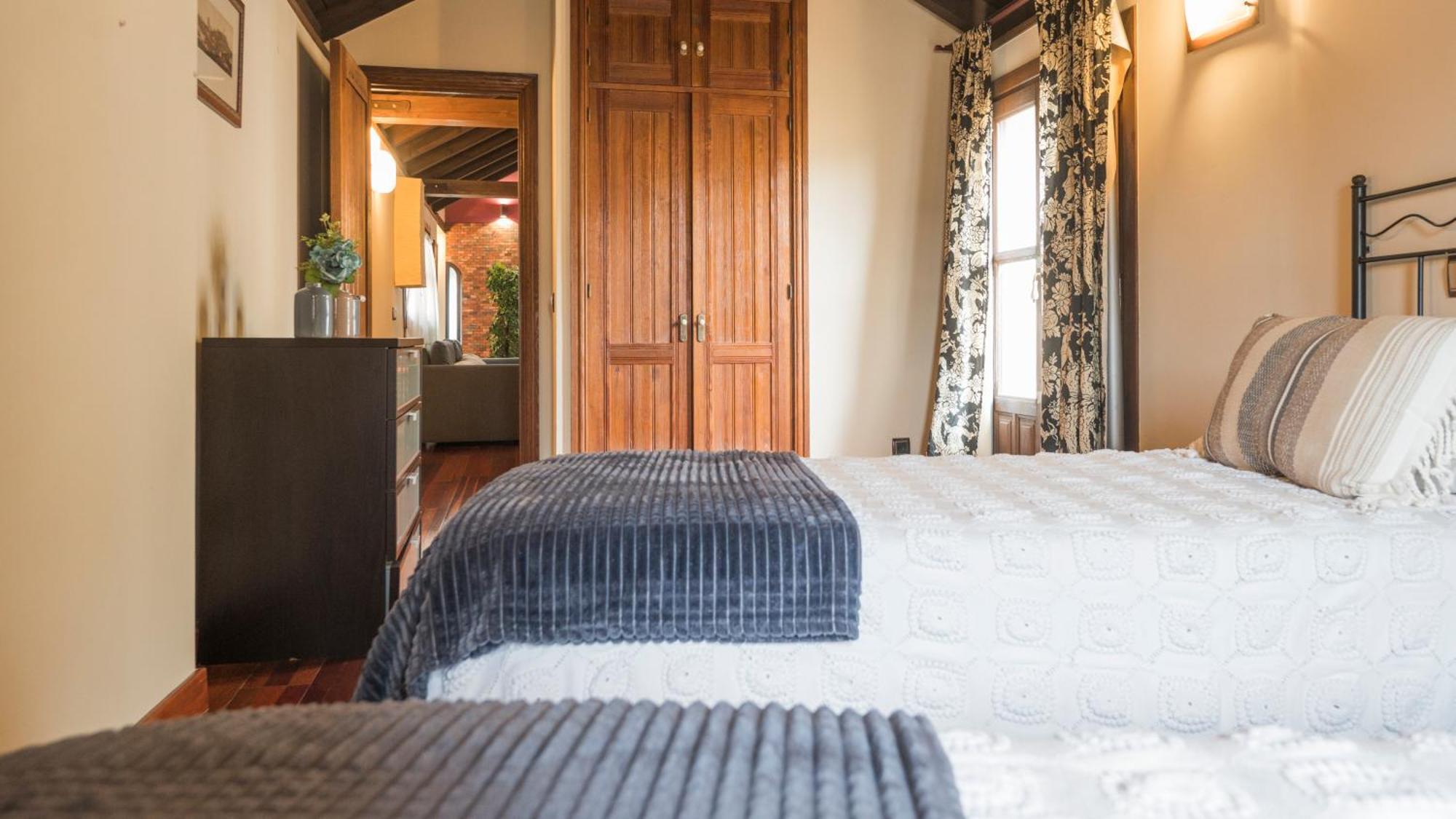Apartamentos Las Teresitas Junto A La Catedral Toledo Bilik gambar