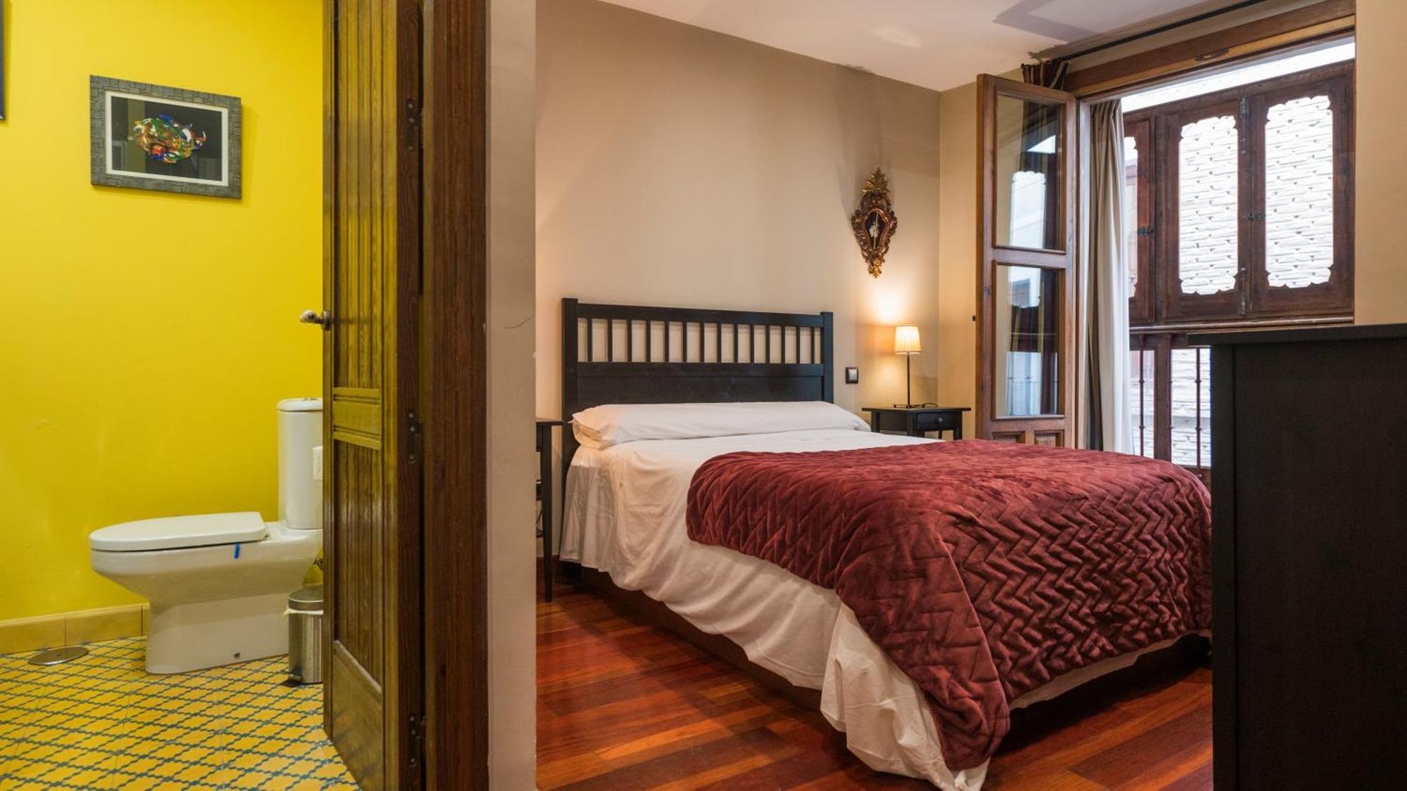 Apartamentos Las Teresitas Junto A La Catedral Toledo Luaran gambar